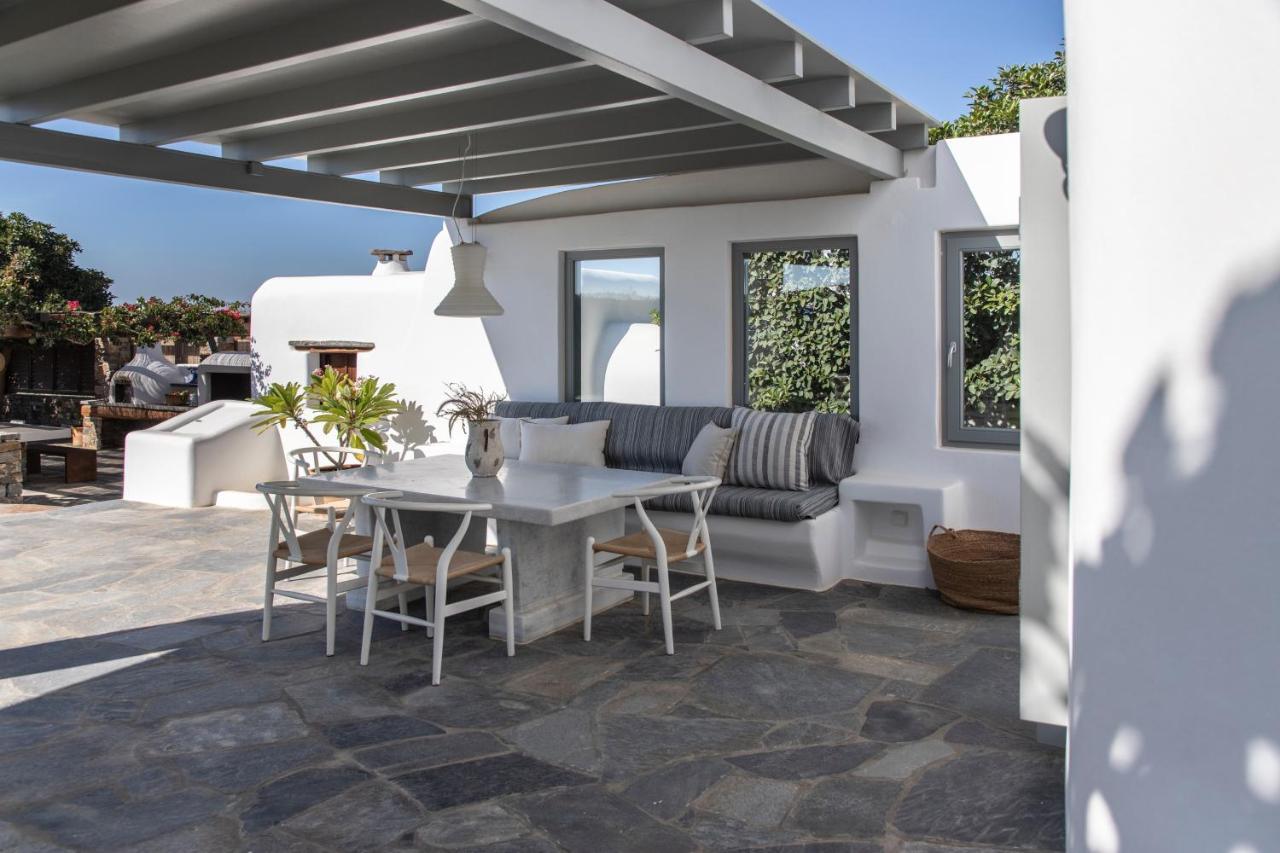 Aqua Breeze Villas On The Beach Plaka  Exterior photo